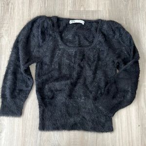 Zara Sweetheart Scoop Fuzzy Sweater M MEDIUM